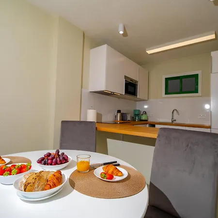 1 Bedroom For 4 People With Pool Апартаменты Пуэрто-де-ла-Крус