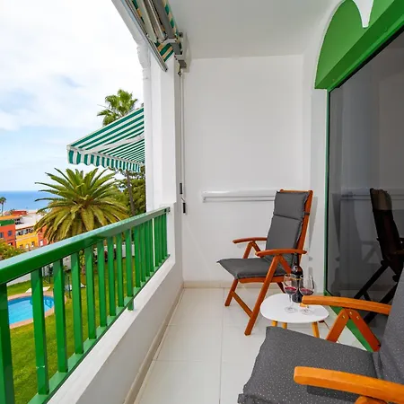 1 Bedroom For 4 People With Pool 公寓