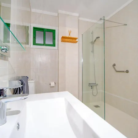 شقة 1 Bedroom For 4 People With Pool *